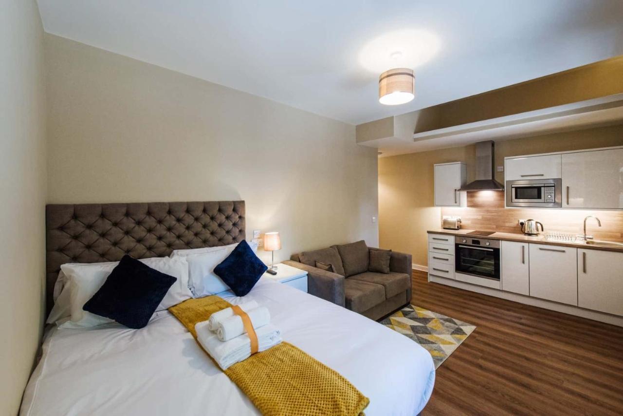 Rosedene Highland House Apartments, Apartment *
